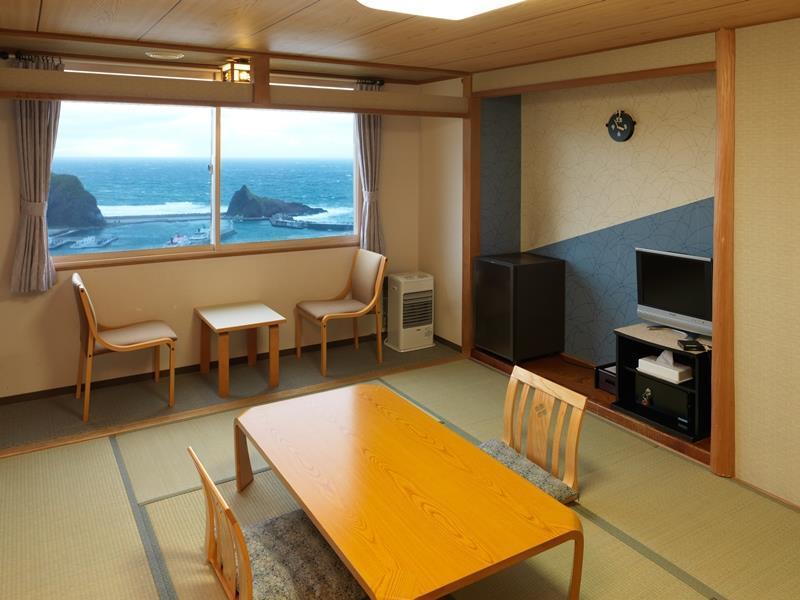Shiretoko Yuhi No Ataruie Onsen Hostel Сярі Екстер'єр фото