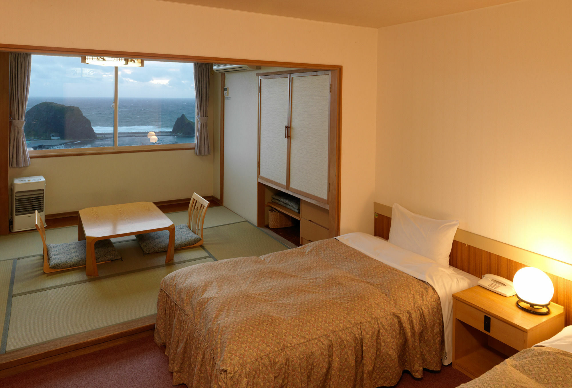 Shiretoko Yuhi No Ataruie Onsen Hostel Сярі Екстер'єр фото